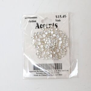 NWT Floral crystal brooch white silver tone retro flower rose peony new light